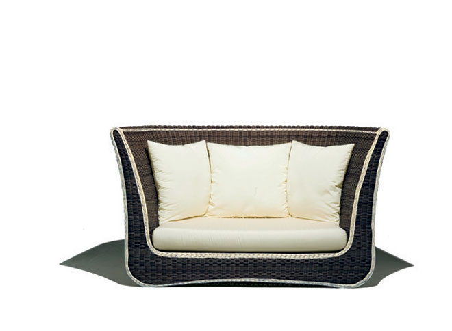 Classic Small Divano Design